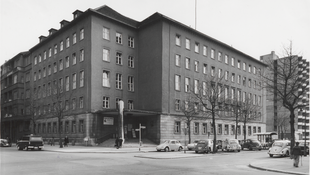 Das Gebäude Badensche Straße 52 in Berlin-Schöneberg im Jahr 1967